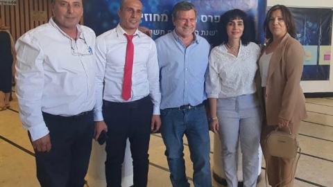 טכס קבלת פרס לפאדי סוואעד מנהל בית הספר יסודי סלאמה